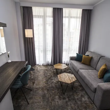 Western Premium מלון 4*