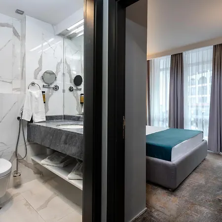 מלון Western Premium