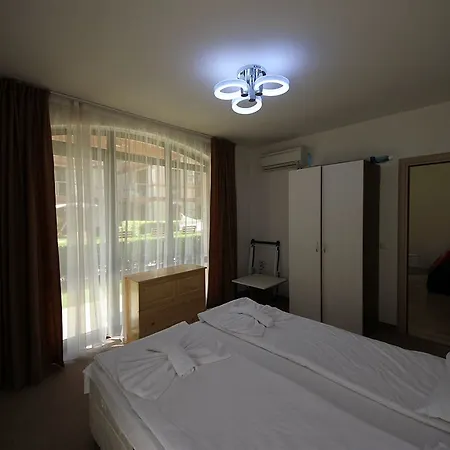 호텔 Western Premium 4*